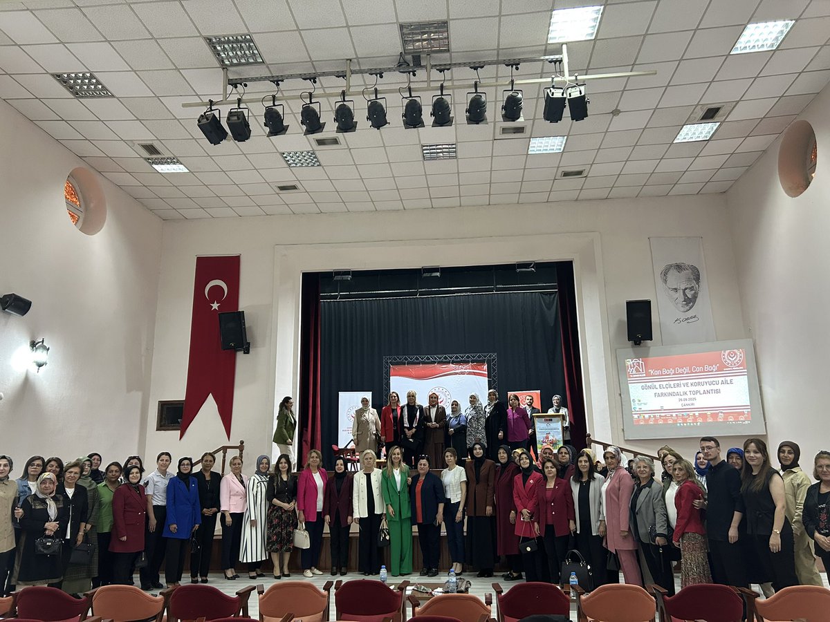 "Kan Bağı Değil, Can Bağı" sloganıyla düzenlenen Gönül Elçileri ile Koruyucu Aile Farkındalık Toplantısı’na katılım sağladık.  

Toplumun en kıymetli yapı taşlarından olan çocuklarımız için umut olan bu anlamlı çalışmada emeği geçen herkese teşekkür ediyoruz.