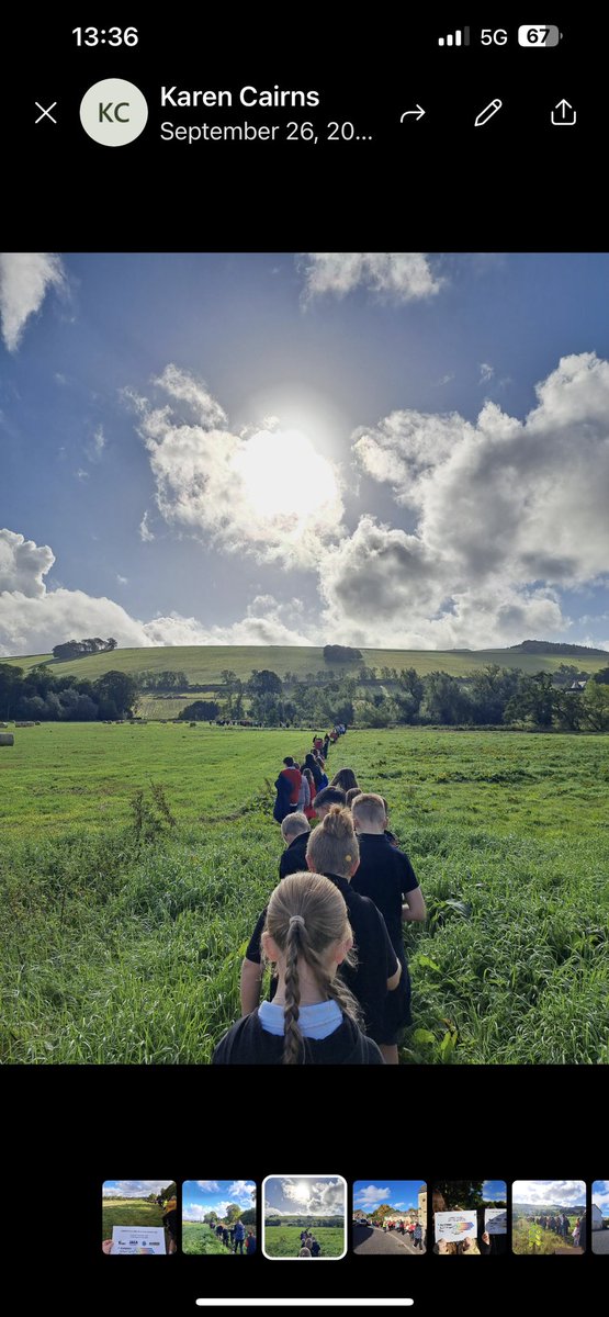 Castlehillcupar's tweet image. #powerofcommunity #beactive European Day of Sports, well done Castlehill #weareacommunity 500+ people on a sponsored walk! Shelter Box and PE equipment ✔️