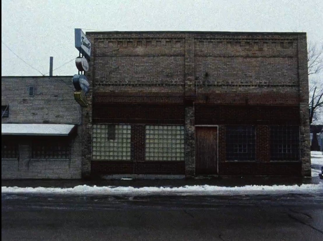 87CHICC's tweet photo. landscape suicide, 1986 / james benning https://t.co/Ccvi3rIFQ8