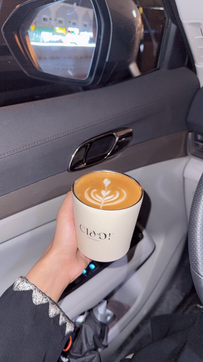 iMonsterDavid's tweet photo. I'm at CIAO! in الرياض, Riyadh Region https://t.co/eoqVcG67fE https://t.co/IV8XTaUlHb