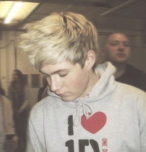 OliverPerk89928's tweet image. Day 26 blonde niall 
#Niallsmonth 
#ProjectNiall