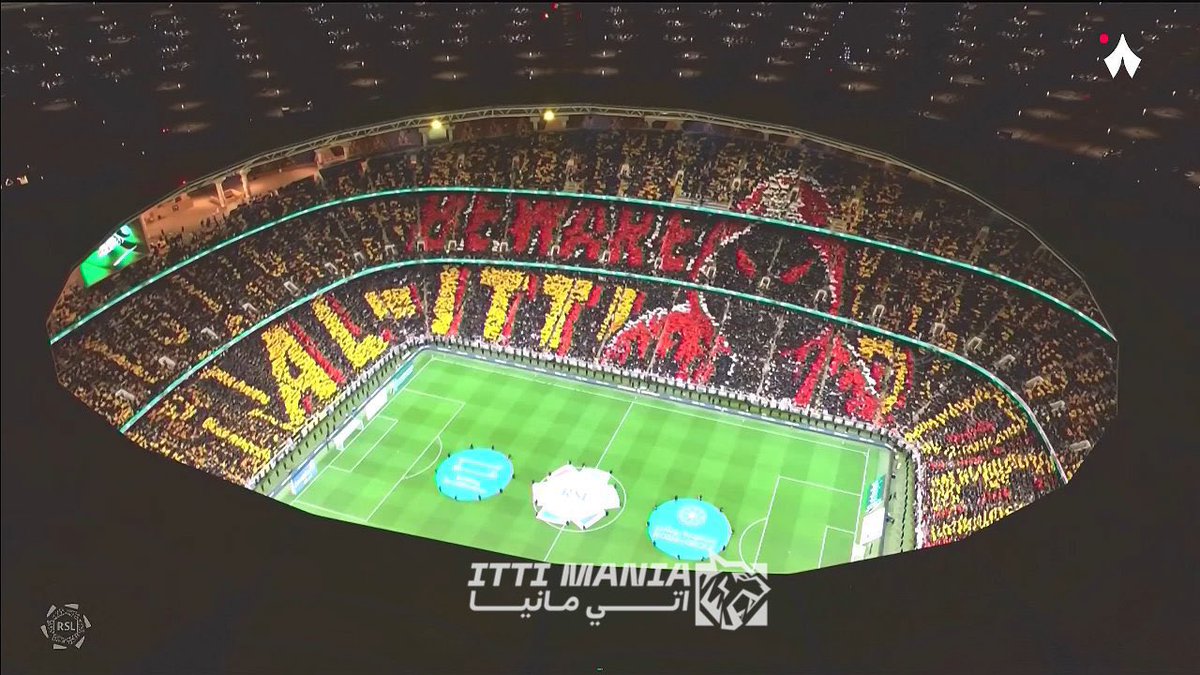مب انبطاح 

لكن هذا أكثر جمهور يعرف يخلع بالتيفوهات