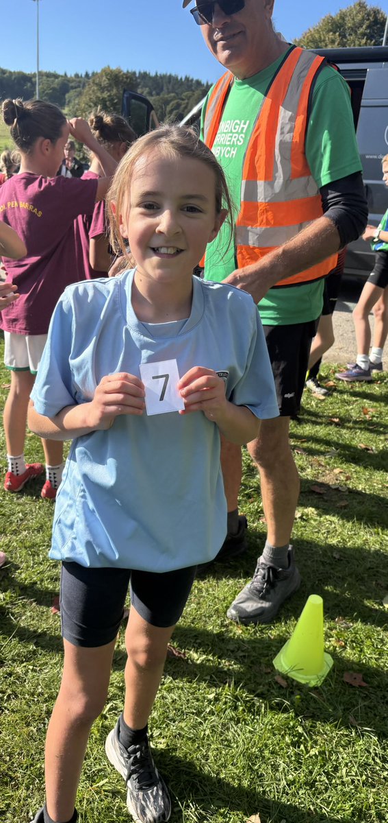rhosstreet's tweet photo. Huge ‘well done’ to all those who took part in Denbighshire Cross-country Event today. We are very proud of you all-🏃‍♀️👟
#RSSwb #RSSol https://t.co/gyNzfuMuFI