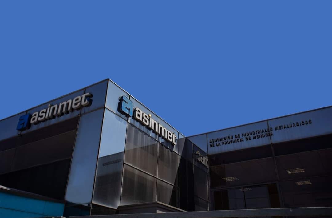 ¡Felices 81 años, <a href="/asinmet/">ASINMET Mendoza</a> ! 🎂

Un agradecimiento enorme a esta cámara que me enseñó y me acompañó a formarme como dirigente de la industria metalúrgica.

Fue un honor y un privilegio haber sido Pte de ASINMET Joven

¡Por muchos más años de liderazgo y crecimiento! 💪

🏭🇦🇷