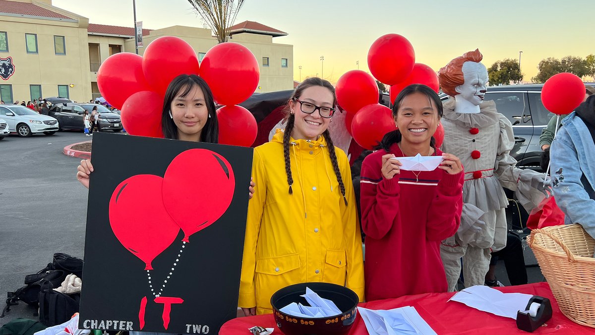 By tapping into the energy of autumn, you can raise funds while building community spirit and strengthening your chapter! 🍂🤗
👉 Here are five ideas to get you started: decadirect.org/articles/fall-…