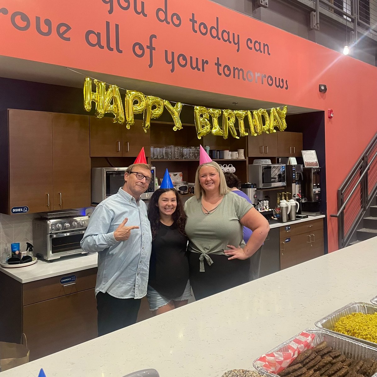 Uniland wishes a happy fifth birthday to HANSA workspace! Launched by Uniland in 2020, HANSA is Buffalo's homegrown professional flexible office space and modern coworking center. hansaworkspace.com