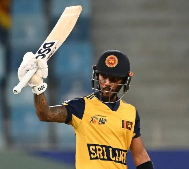 VijayCricketFan's tweet photo. Pathum Nissanka becomes the 4th Srilankan to score Hundred in all 3 formats after Dilshan, Jayawardene and Kusal Perera. https://t.co/QuaycW78Br