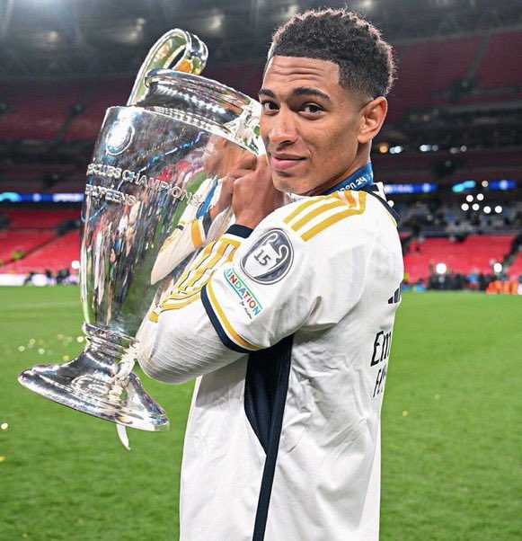 ليه يادنيا ؟                                     والشجاع يعيش
تعزين الرخوم                               طول عمره في نكد ؟