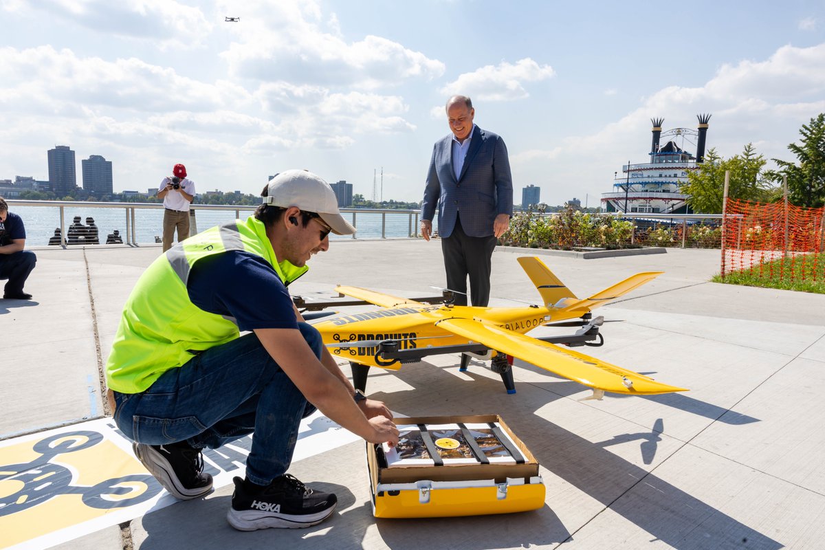 CityofDetroit's tweet photo. Detroit saw Michigan’s longest drone delivery: a 2.3-mile flight from @MichiganCentral to Hart Plaza, showing future uses for mobility and public safety. https://t.co/o8P1e8jxfW