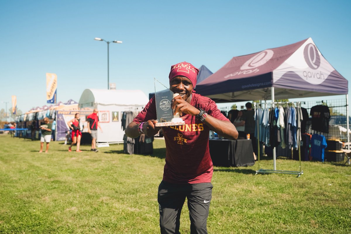 CycloneTrackXC's tweet image. Great Day on the Grass 🌪️🚨

#Run4ISU