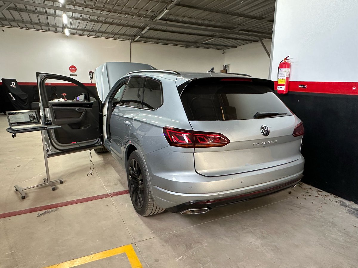 AutoVegaMotors's tweet image. VOLKSWAGEN TOUAREG 2022 3.0 TDI 231Hp
BOSCH MD1CP004 #Benchmode #Flex 
▪️Stage1 +60Hp +100Nm 🔝🚀🚘🆗🚘🚀
▪️Activation Apple CarPlay✔️ et autres fonctionnalités
Client très très très satisfait☺️
Travail au top Côme tojour chez #autovegamotorsport 

#volkswgentouareg 🇲🇦