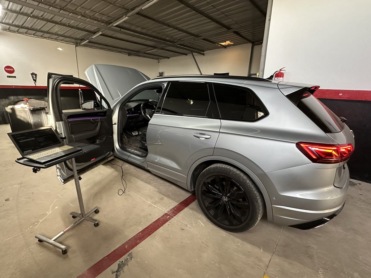 AutoVegaMotors's tweet image. VOLKSWAGEN TOUAREG 2022 3.0 TDI 231Hp
BOSCH MD1CP004 #Benchmode #Flex 
▪️Stage1 +60Hp +100Nm 🔝🚀🚘🆗🚘🚀
▪️Activation Apple CarPlay✔️ et autres fonctionnalités
Client très très très satisfait☺️
Travail au top Côme tojour chez #autovegamotorsport 

#volkswgentouareg 🇲🇦