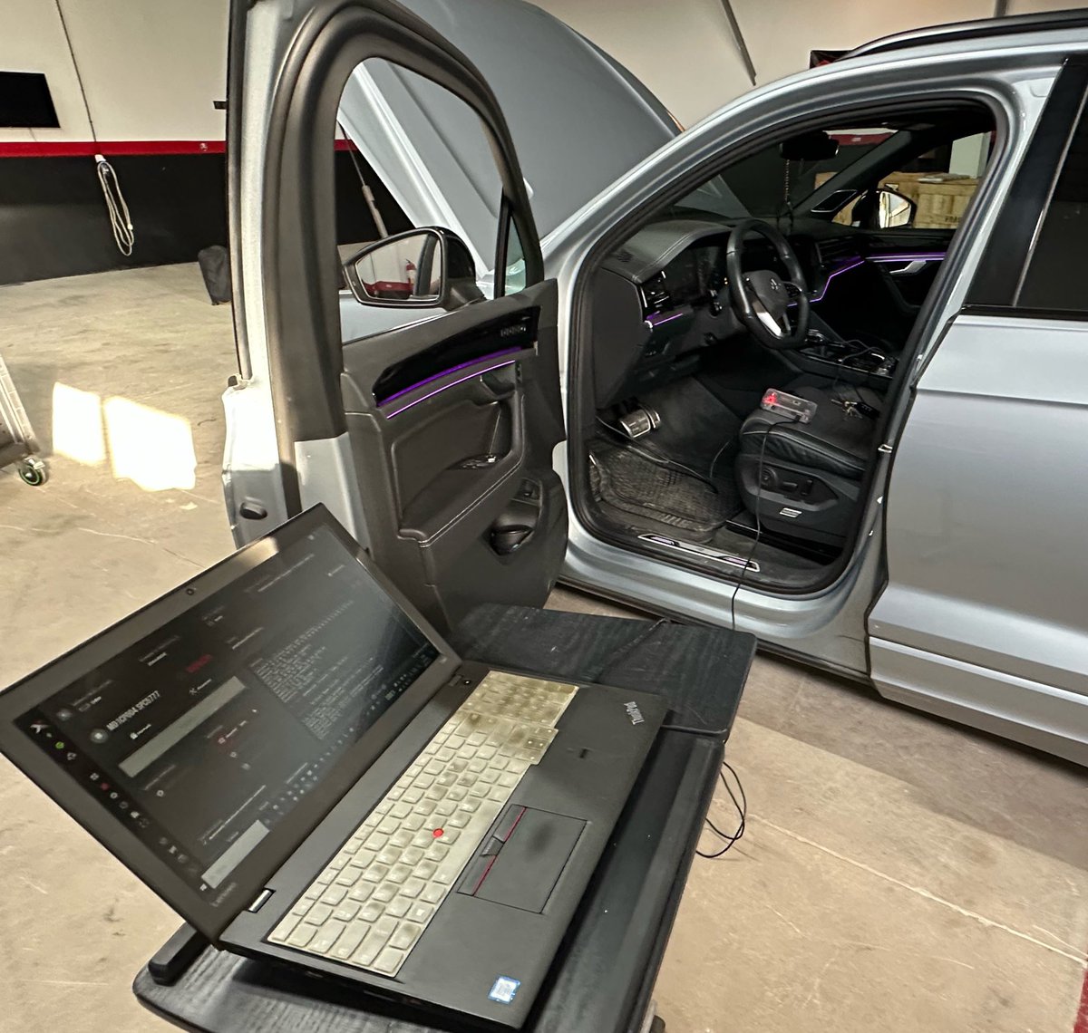 AutoVegaMotors's tweet image. VOLKSWAGEN TOUAREG 2022 3.0 TDI 231Hp
BOSCH MD1CP004 #Benchmode #Flex 
▪️Stage1 +60Hp +100Nm 🔝🚀🚘🆗🚘🚀
▪️Activation Apple CarPlay✔️ et autres fonctionnalités
Client très très très satisfait☺️
Travail au top Côme tojour chez #autovegamotorsport 

#volkswgentouareg 🇲🇦