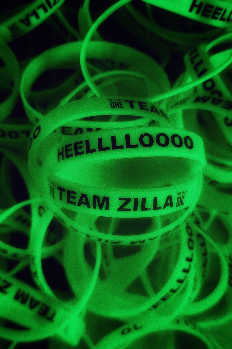 Zillafatu's tweet photo. CHANGING THE GAME 🩸🩸 EXCLUSIVE ACCESS TEAM ZILLA WRISTBANDS ARE NOW LIVE !! 

Here’s how it works ⬇️

-Early Access to upcoming product releases
-Special Mystery Boxes available only to members
- An invite to our Friends & Family Email List, where exclusive drops and offers are shared first! 
-Exclusive access to Twitch/Youtube Live Giveaways! & much more! 

After completing your purchase on the website, your email will be recorded and added to the TEAM ZILLA member list. You’ll also receive a welcome email with confirmation and further details! HELLLLOOOOOO 🩸🩸