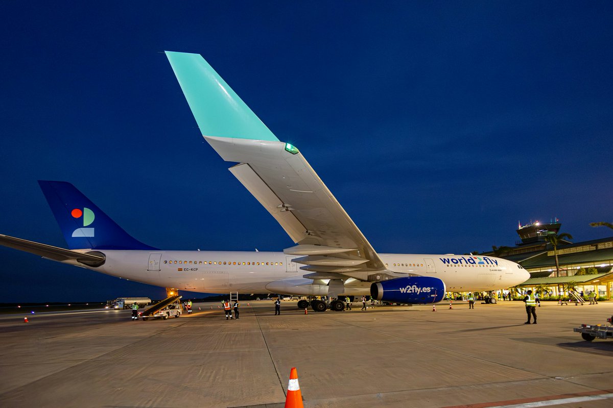 Check out this amazing night view of the #IWorld2Fly from #Lisbon, #Portugal at #LaRomanaAirport ramp! Wishing all our guests a fantastic start to your #DominicanRepublic getaway. Thank you for choosing our destination! 🌍 ✈️ 🇵🇹 

<a href="/world2fly/">World2Fly</a>
