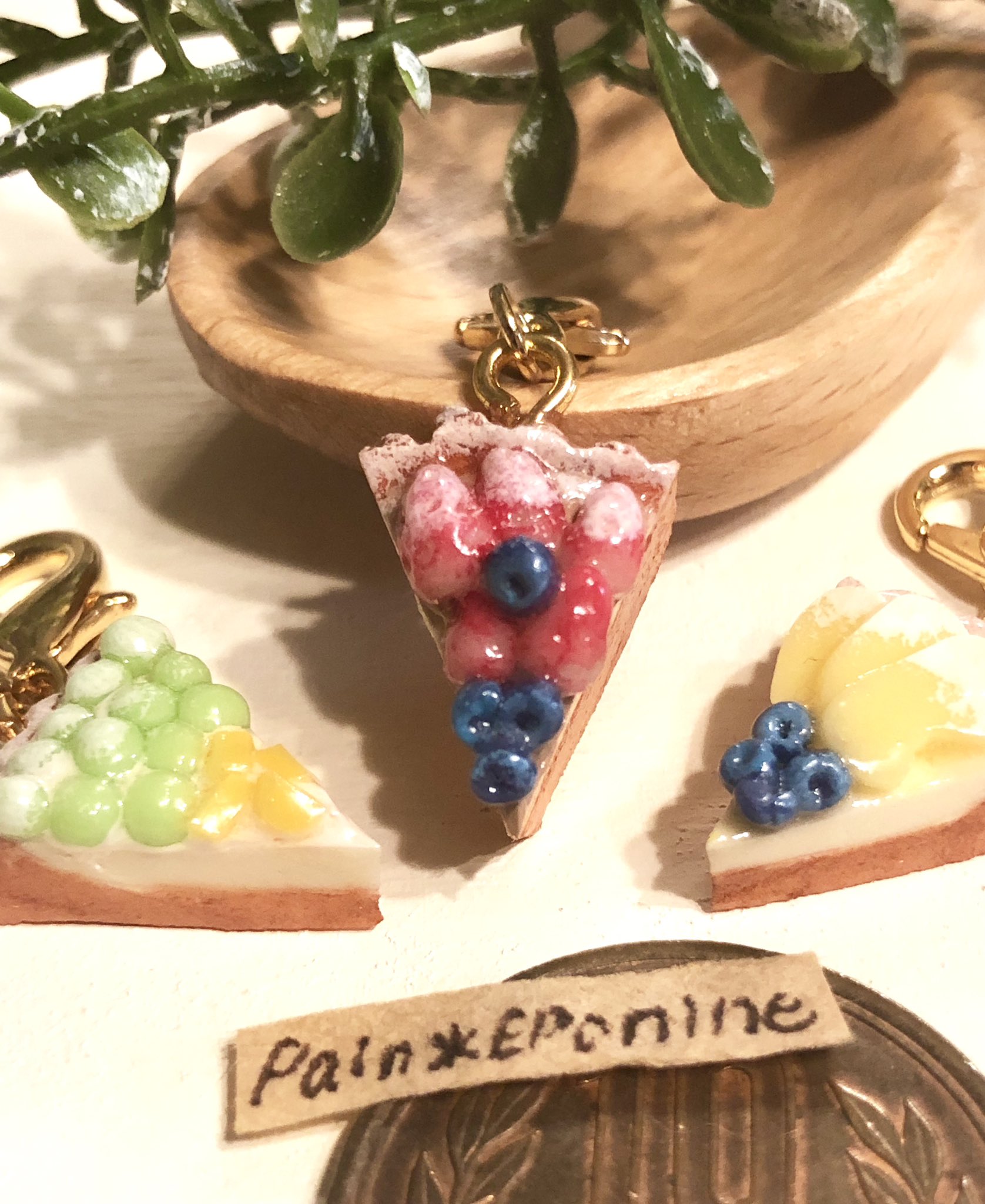 ゆきゆっきー❄️様】1216.天然石 琉球ガラス 桜 じゃれ猫 レジン