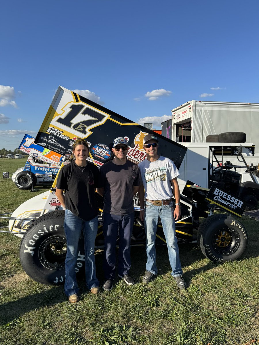 Craigory Mintz (@craigmintz09) on Twitter photo Thanks to <a href="/billbalog17/">Bill Balog</a> for taking some time out and getting an picture with my son and his girlfriend! #northpolenightmare. Thanks to <a href="/billbalog17/">Bill Balog</a> for taking some time out and getting an picture with my son and his girlfriend! #northpolenightmare.