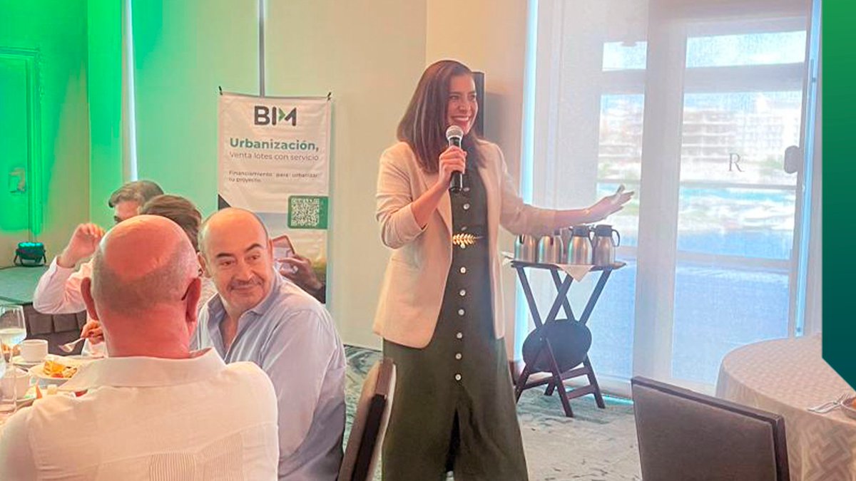 bimbanco's tweet photo. El pasado jueves 25 de septiembre compartimos un espacio de diálogo e innovación con desarrolladores, inversionistas y aliados estratégicos del sector inmobiliario y financiero. 🌴
¡Gracias, Cancún, por ser parte de esta experiencia que construye el futuro!
#ConectaBIM #Cancún https://t.co/2VCCBlsMR8