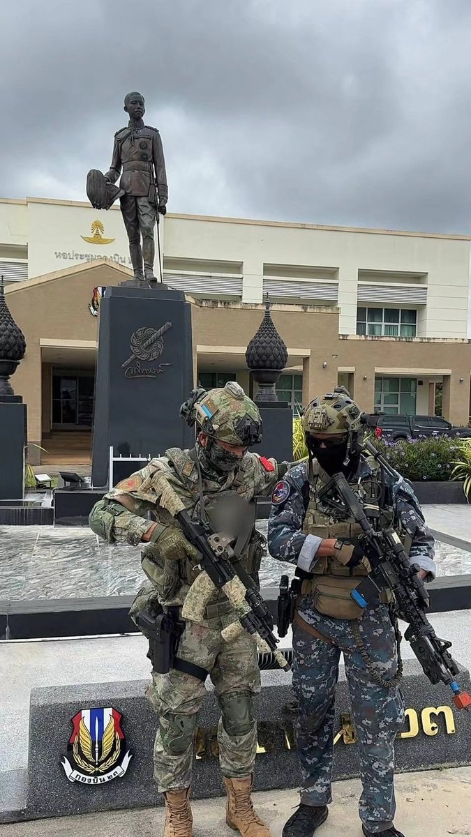 ColdJasonMF's tweet image. 🇨🇳🇹🇭PLAAF 130th air assault brigade certain CT unit  joint training with Thailand SOF in 2025.
these guys are sick.

#pla #Thailand #specialforces #sof #specialwarfare #tactical #military