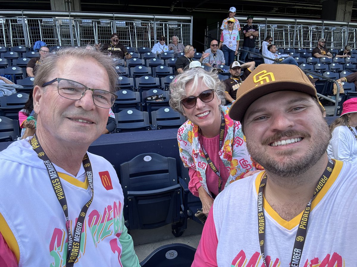 Brownski99's tweet photo. #ForTheFaithful https://t.co/jRQ3o9ZiDs