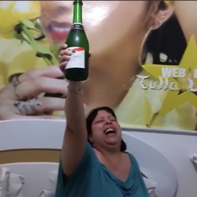 não acredito q eu acabei de deitar na minha cama