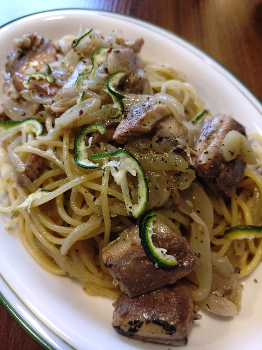nm0001's tweet image. Garlic Oil Pasta with Sardine, Onion and Shikwasa Citrus. Good Morning!
イワシ缶とシークヮーサーで朝パスタ
#pasta #パスタ #breakfast #朝食 #朝パスタ