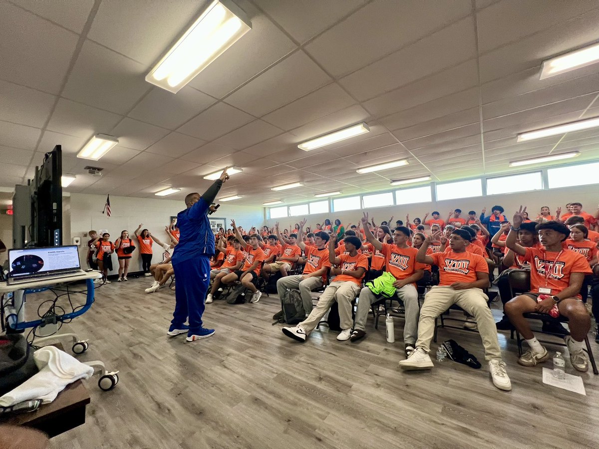 Keith Davis tweet media