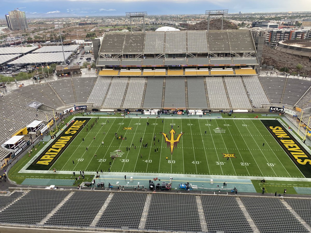A gloomy day at Mountain America Stadium gives way to a Black Out night, as <a href="/ASUFootball/">Sun Devil Football</a> hosts No. 24 TCU in its Big 12 home opener.

<a href="/natemillssports/">Nate Mills</a> and I have the call with <a href="/GabbyJChernoff/">Gabriella Chernoff</a> on <a href="/BlazeRadioASU/">Blaze Radio</a>. Kickoff at 6 p.m. MST.
