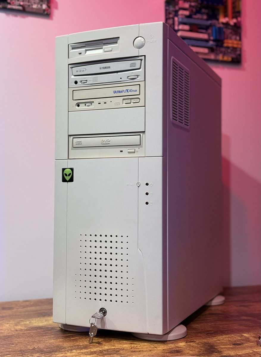 PC Philanthropy tweet media