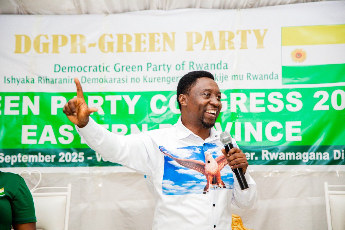 Drfrankhabineza's tweet image. We successfully held @DemGreenPartyRw congress in the Eastern Province @RwamaganaDistr . We also opened our first branch office, which wil also coordinate activities @RwandaEast . The Congress elected new provincial leaders for the party, women &amp;amp; youth structures. #Rwanda #Rwot