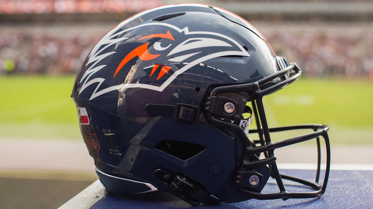 ja’Quan Bentley (@bentley_quan) on Twitter photo After a conversation with <a href="/CoachTRob_/">Tommie Robinson</a> I’m thankful to be offered by UTSA !
<a href="/BrandonHuffman/">Brandon Huffman</a> <a href="/JucoFrenzy/">JUCO Football Frenzy</a> <a href="/MSJUCOREPORT/">MS JUCO FOOTBALL™️</a> <a href="/ThomasDyess11/">Thomas Dyess</a> After a conversation with <a href="/CoachTRob_/">Tommie Robinson</a> I’m thankful to be offered by UTSA !
<a href="/BrandonHuffman/">Brandon Huffman</a> <a href="/JucoFrenzy/">JUCO Football Frenzy</a> <a href="/MSJUCOREPORT/">MS JUCO FOOTBALL™️</a> <a href="/ThomasDyess11/">Thomas Dyess</a>