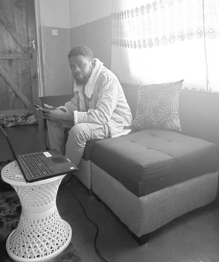 Yes i aint your type.koma am handsome babe gal,u hear??🤝