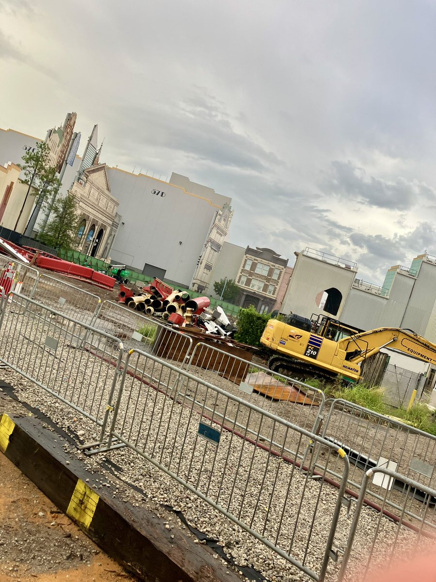 Spited in 2012 and I arrived to late in 2025

RIP