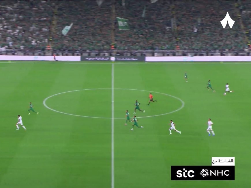 الدقيقه 80 والفريق متاخر 3-0       الدقيقه 80 والفريق                                                
                                                              متاخر 2-0 

😮‍💨💚💚💚