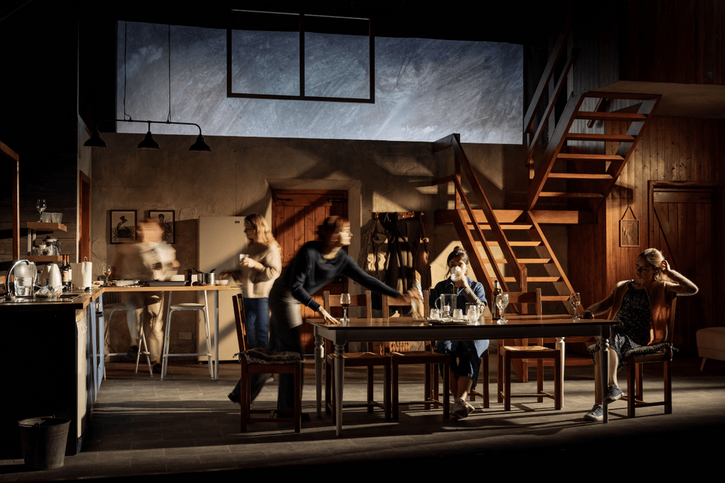 "Entertainingly monstrous" Theatre review: Reunion partially-obstructed-view.blogspot.com/2025/09/theatr…