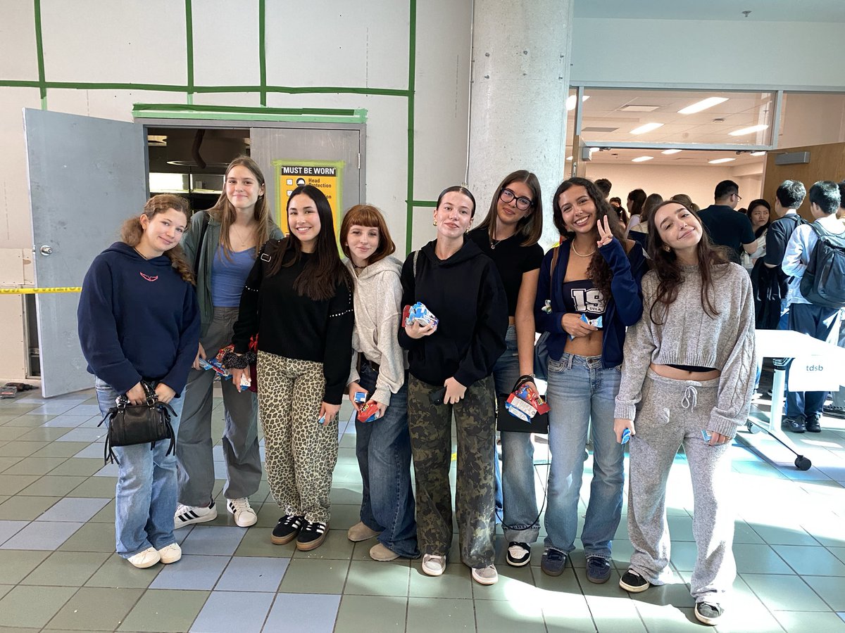 TDSB International Student Programs tweet media