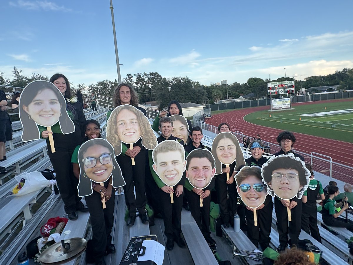 my_pcs's tweet image. Another round of #FridayNightLights 👏🏈 We love seeing you show up and show out with school spirit! From Homecoming to mid-season matchups, let’s keep cheering on our student-athletes all season long.