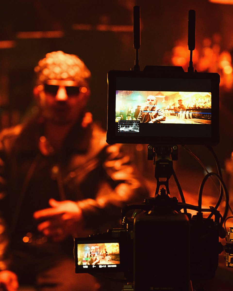 ronzonihines's tweet photo. For everyone who has watched it on youtube so far, thank you. I’m genuinely curious – what’s the one scene or shot that has stuck with you the most? Drop a comment below 🙂

#thatsher #behindthescenes #musicvideo #ronzonihines #bgrtw #fyp https://t.co/fOkfGcdkiw