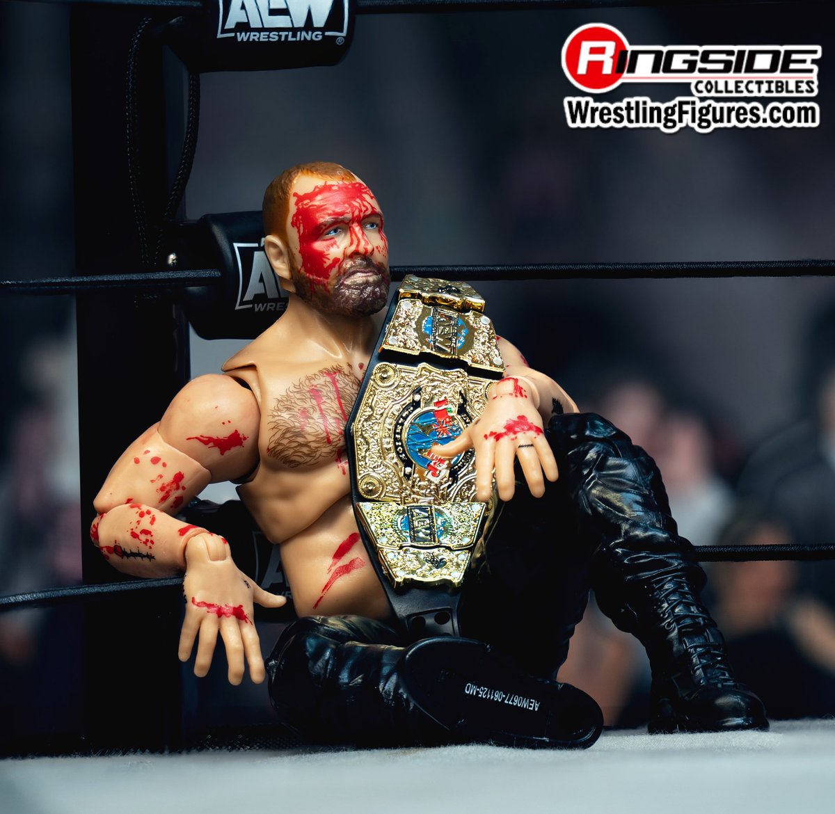 RingsideC's tweet photo. Wear the crimson mask with the Jon Moxley (Supreme Blood & Guts) @Jazwares @AEW Ringside Exclusive! 🩸🩸🩸

Shop Now ➡️ https://t.co/Xp89T71fQ4

📷 @MattBGoldberg 

#RingsideCollectibles #WrestlingFigures #AEW #AllEliteWrestling #Jazwares #AEWDynamite #AEWCollision #JonMoxley #RingsideExclusive