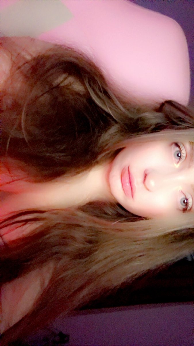 i was realllyyy high last night 💅🏻
