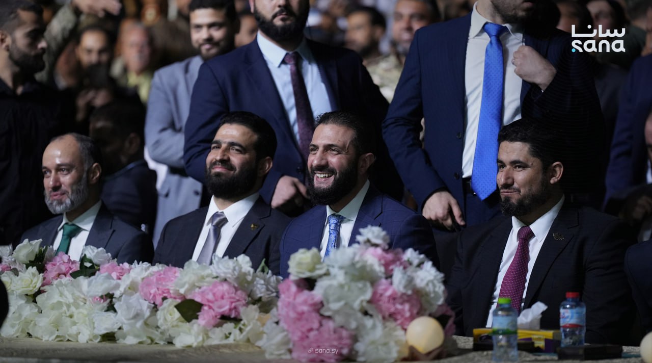 الشرع في إدلب. (سانا)