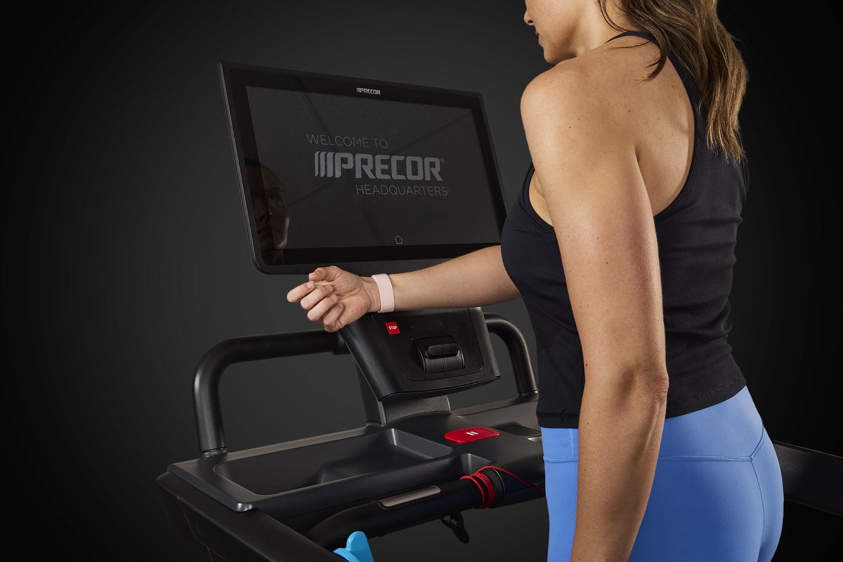 DFSGetEquipped's tweet image. Elevate your cardio experience with the Precor Breakaway Slat-Belt Treadmill. Engineered to handle the toughest commercial environments, this machine is your key to a powerful and reliable workout, every time.

Order yours today!

#getequippedwithdfs #precor #Breakawaytreadmill