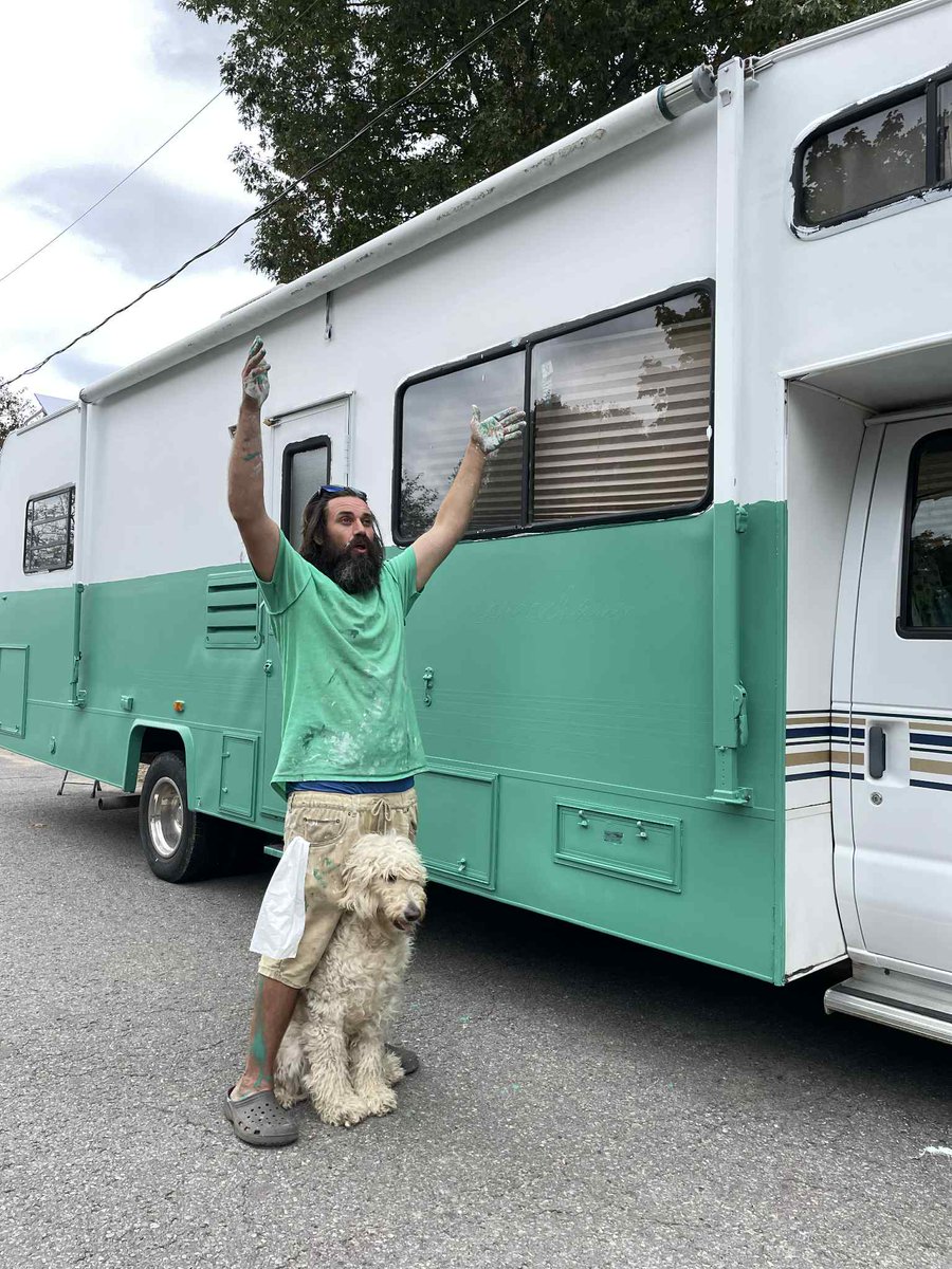 cryptonianite's tweet image. GM gm Say it back for a chance to win the day 8 roadtrip give away (1 milly #76camper ) 
- 3 weeks  
- 2 campers
- 1000+ miles  
- 100s of hours LIVE on @pumpdotfun
-All the socials  
- 1 PUMPMOBILE  in the making  
Thanks for all the support