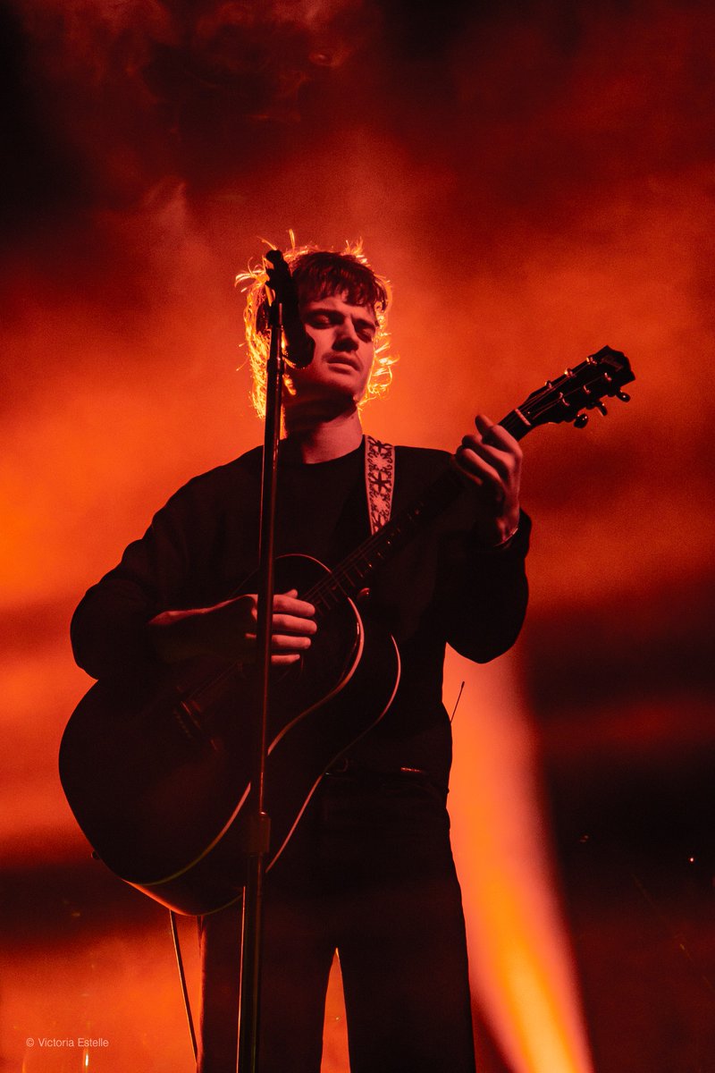 ethervic's tweet image. It’s djotime 

finally got to bring my lil camera to a show, always a good time seeing Joe &amp;lt;3

#djo @djotime