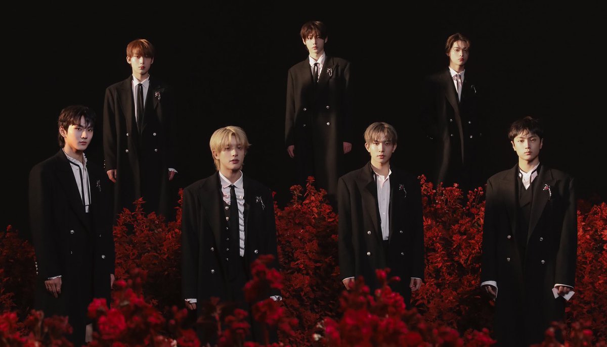 x.com/enhypenworld_x… is there anyone who suits being a vampire more than ENHYPEN?if vampires were real and looked like them i could totally coexist 💖take my blood if you want, but take me too 🥰