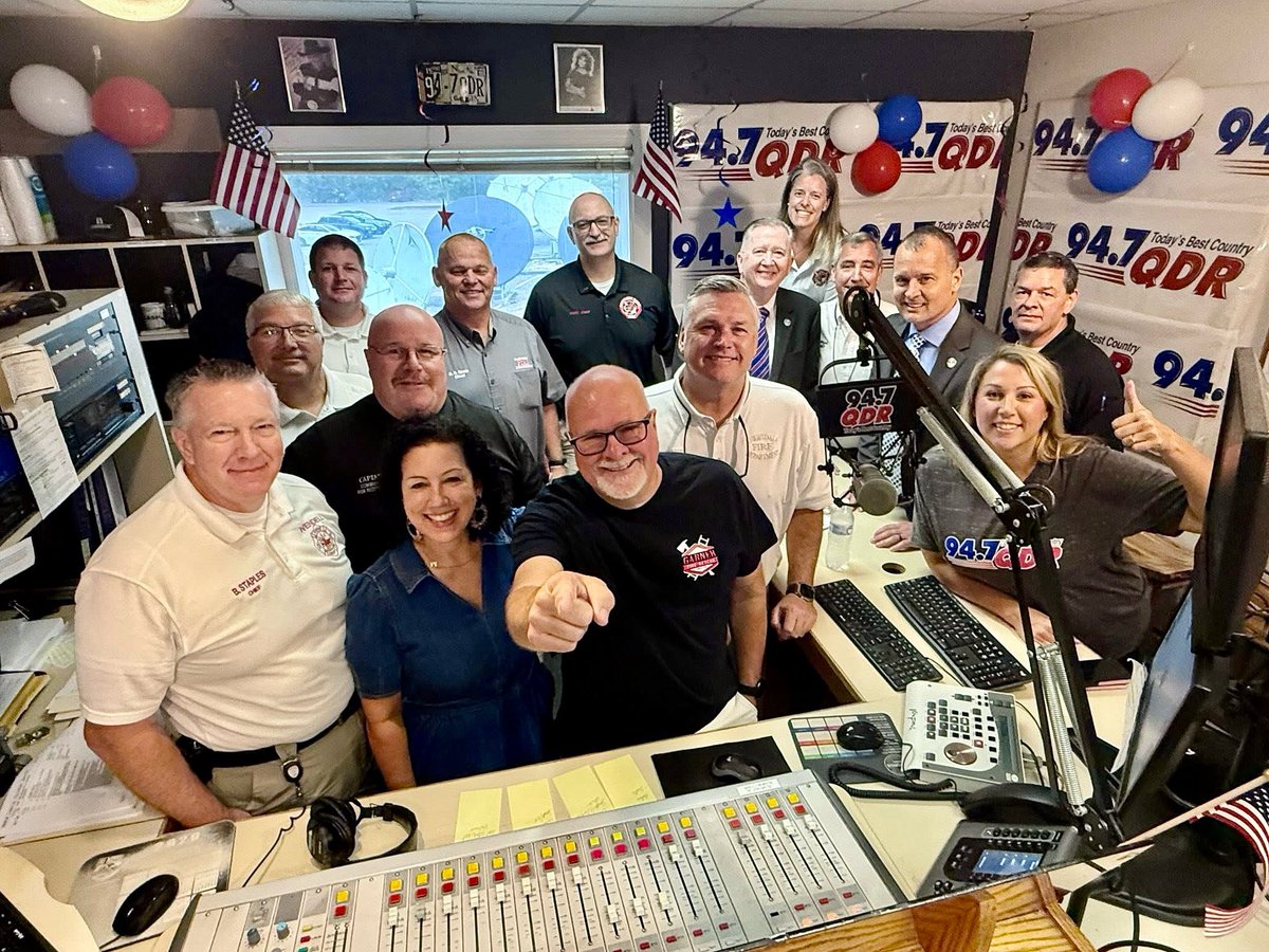 Amazed at the fact that people want to come watch us work!  Fire Chiefs from all over &amp; head of @ncsbi in the house too!  Thank you for all you do for the community!  #FirstResponderFriday
