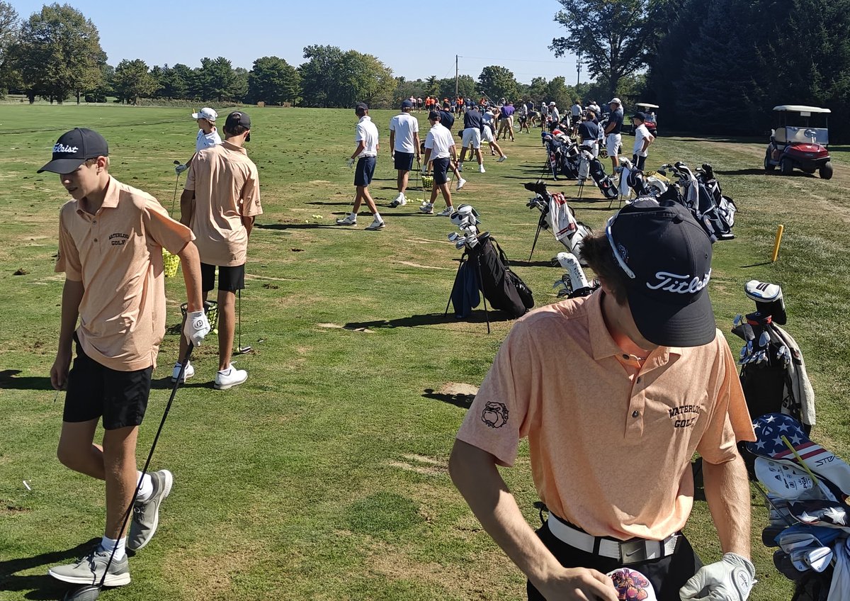 Waterloo Boys Golf tweet media