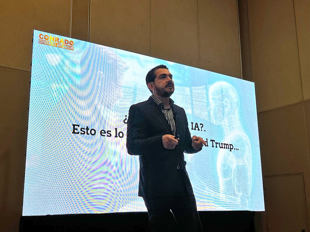 📌 "Quien sueña con ser un líder, tiene que acostumbrarse a las risas y a las críticas. " - <a href="/CONRADO_CIAS/">Conrado Cifuentes Astudillo</a>  en #CumbreCartagena