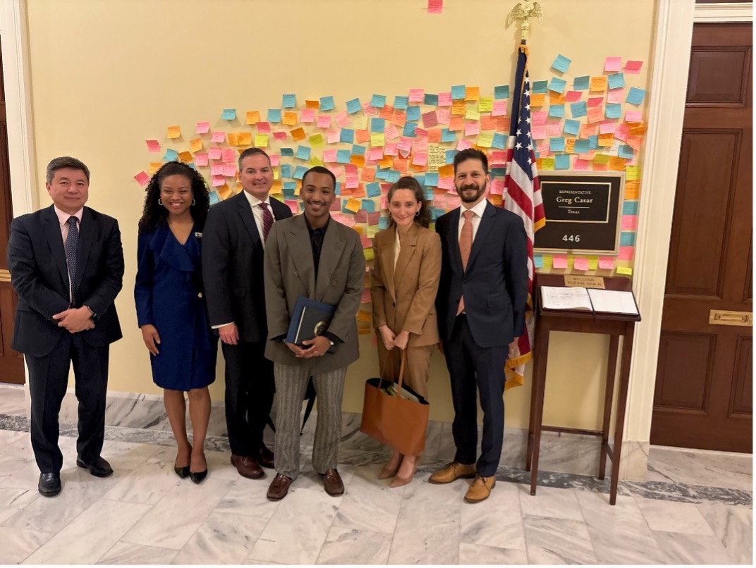 CommUnityCareTX's tweet image. ✈️ Our team went to D.C. to advocate for patients, funding &amp;amp; 340B. No federal funding cuts are on the table. We’ll keep providing all the care we’re legally able to—for every patient. #CommUnityStrong  #ValueCHCs #CHCsMatter #CommunityHealth #HealthEquity