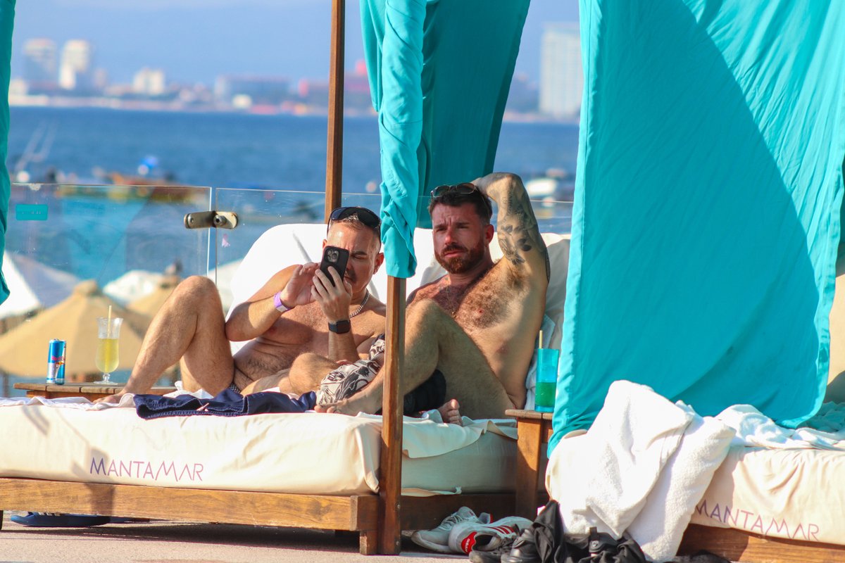 "Soak up the sun, enjoy the beats, and party poolside at Mantamar."

More Info: 📞 +52 322 222 6260
Reservations: bit.ly/reserve-mbc

#GayTravel #PuertoVallarta #Mantamar